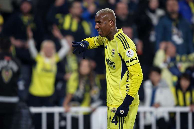 No Fener, Talisca faz sua segunda passagem pelo futebol turco &ndash;