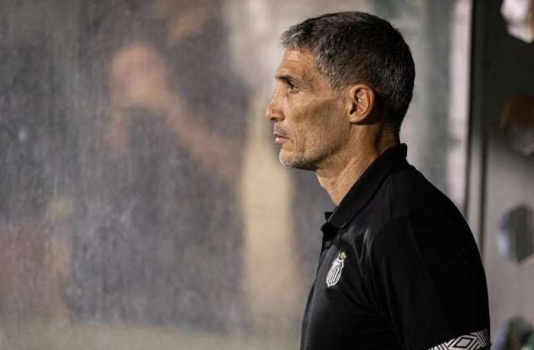 శాంటోస్‌లో వోజ్వోడా ఒత్తిడిలో ఉంది –