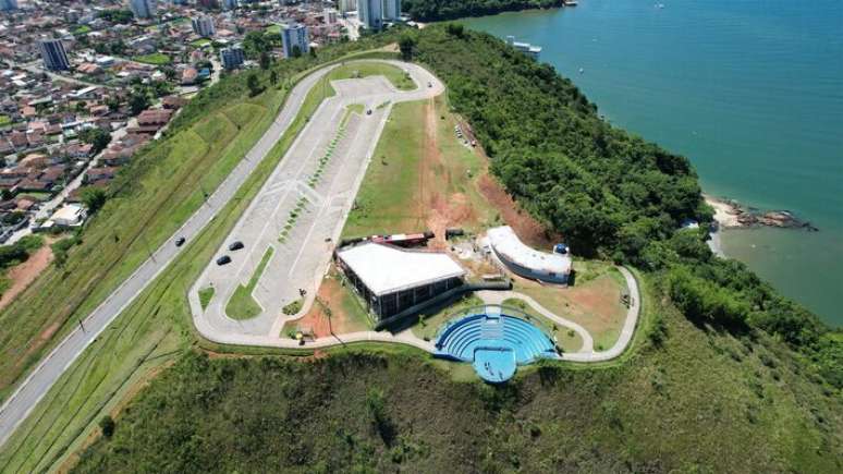 Morro do Camaroeiro, em Caraguatatuba, j&aacute; conta com estrutura que ser&aacute; revitalizada com novo complexo.