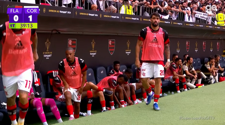 Lucas Paquet&aacute; na Supercopa