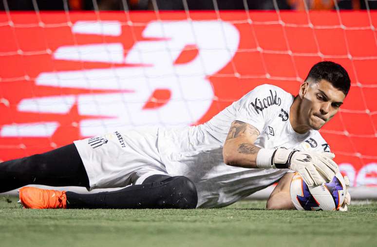 Santos n&atilde;o pretende liberar Braz&atilde;o &ndash;