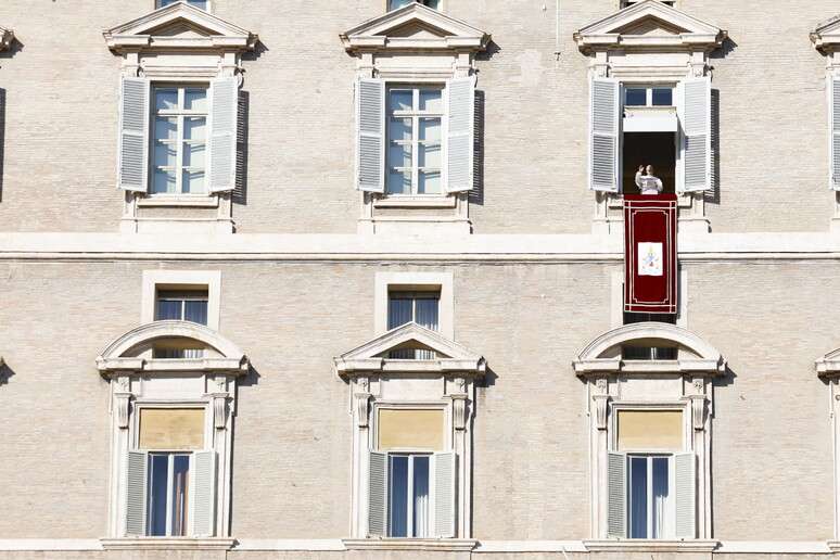 Fachada do Pal&aacute;cio Apost&oacute;lico, pr&eacute;dio onde o Papa deve morar em breve