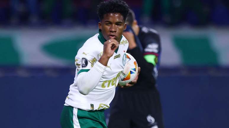 Esse desempenho &eacute; atribu&iacute;do &agrave;s negocia&ccedil;&otilde;es de atletas como Endrick, Est&ecirc;v&atilde;o, Vitor Reis e Lu&iacute;s Guilherme