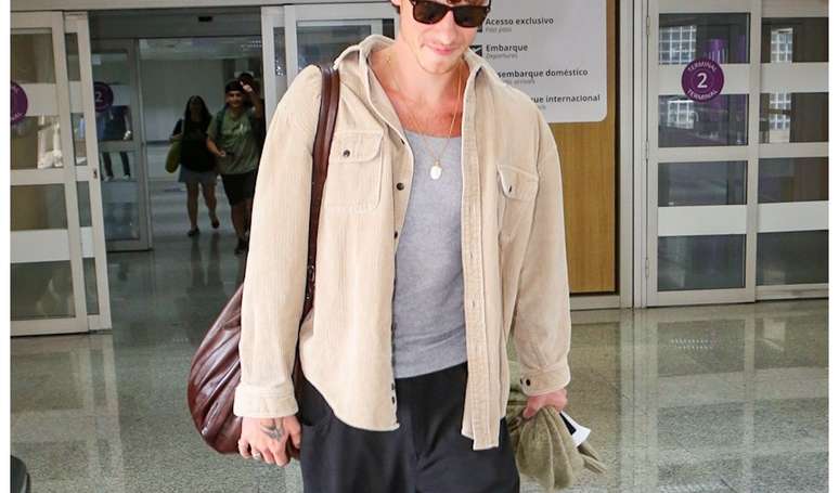 Shawn Mendes chega ao Rio de Janeiro.