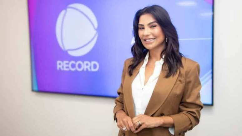 C&iacute;ntia Chagas