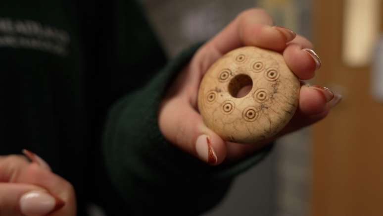 Peso de fuso para fia&ccedil;&atilde;o do per&iacute;odo anglo-sax&atilde;o