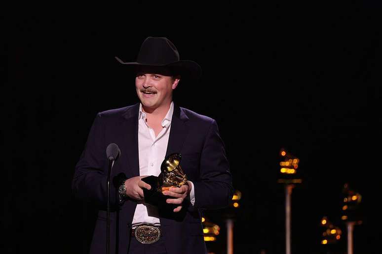 Zach Top venceu na categoria de melhor disco tradicional