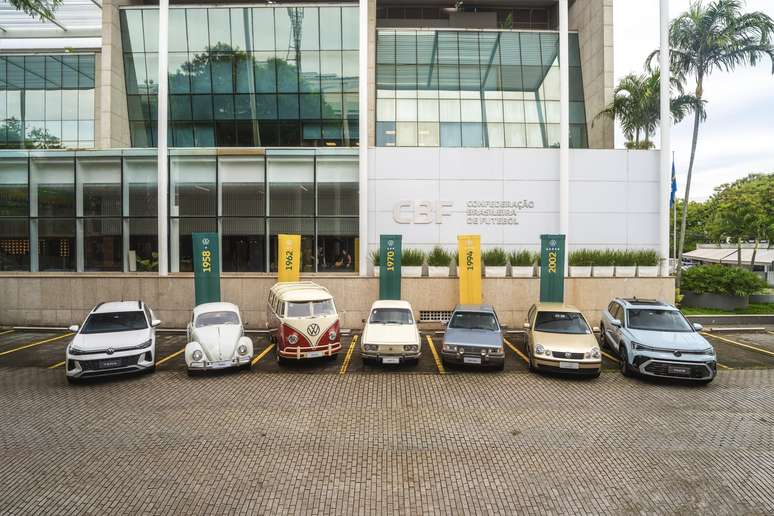 Volkswagen mostrou modelos hist&oacute;ricos na sede da CBF