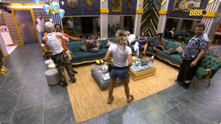 Juliano Floss briga com Jonas no BBB26