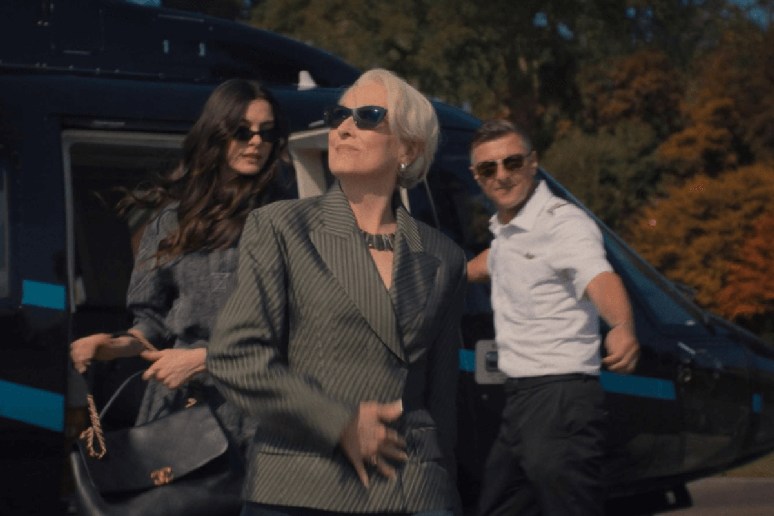 Com figurino assinado Molly Rogers, o filme tem um visual que refor&ccedil;a o poder, a influ&ecirc;ncia e as transforma&ccedil;&otilde;es de cada personagem 