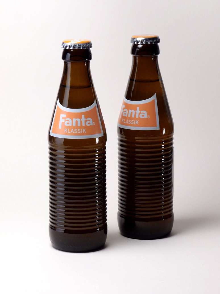 Fanta criada na Alemanha tinha colora&ccedil;&atilde;o escura, sabor indefinido e era usada at&eacute; mesmo como ingrediente culin&aacute;rio