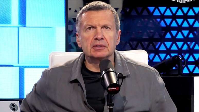 Vladimir Solovyov se referiu a Steve Rosenberg como 'Steve Rotten-berg' e disse que ele parece um 'esquilo defecando'