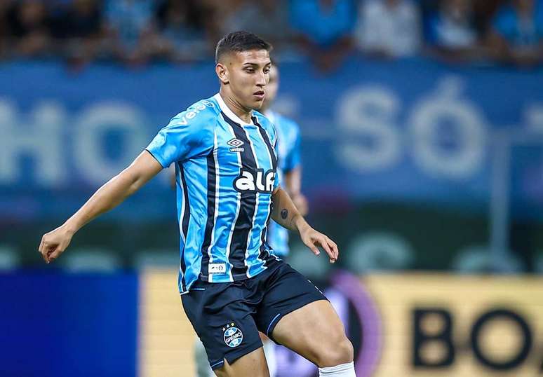 Monsalve em campo pelo Gr&ecirc;mio em 2025 &ndash; FOTO: LUCAS UEBEL/GREMIO FBPA