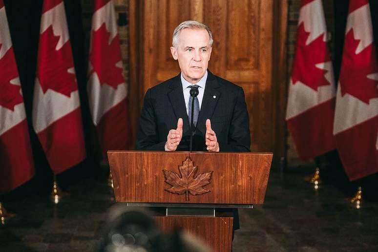 Especialistas avaliam que a vit&oacute;ria do liberal Mark Carney nas elei&ccedil;&otilde;es canadenses de 2025 foi o primeiro sinal de uma rea&ccedil;&atilde;o internacional contra Donald Trump