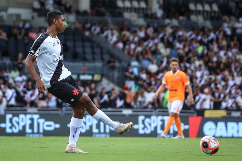 Lyncon em sua &uacute;nica partida pelo time profissional do Vasco no ano passado &ndash;