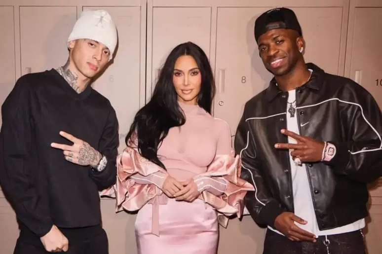 Atacante brasileiro, Kim Kardashian (influenciadora) e Central Che (rapper) marcaram presen&ccedil;a em evento de lan&ccedil;amento da Nike em Paris &ndash;