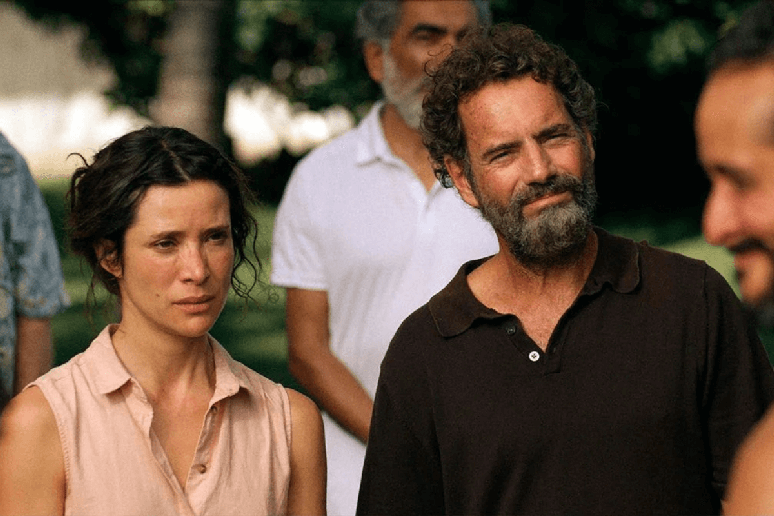 Em &ldquo;Zafari&rdquo;, Ana e sua fam&iacute;lia enfrentam quest&otilde;es de desigualdade, escassez e situa&ccedil;&otilde;es assustadoras 