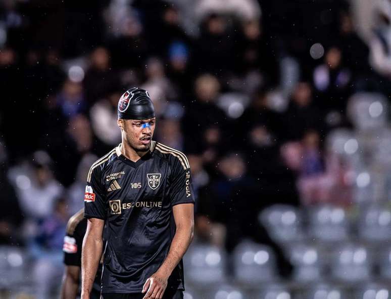 Sousa tem jogado o fino da bola na defesa do Casa Pia &ndash;