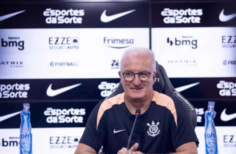 Angileri retomou negocia&ccedil;&otilde;es para renovar com Corinthians &ndash;