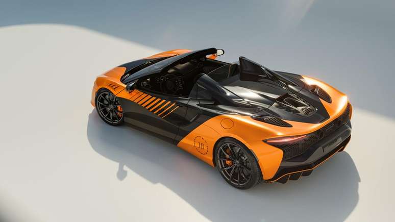 McLaren Artura Spider MCL39 Championship Edition