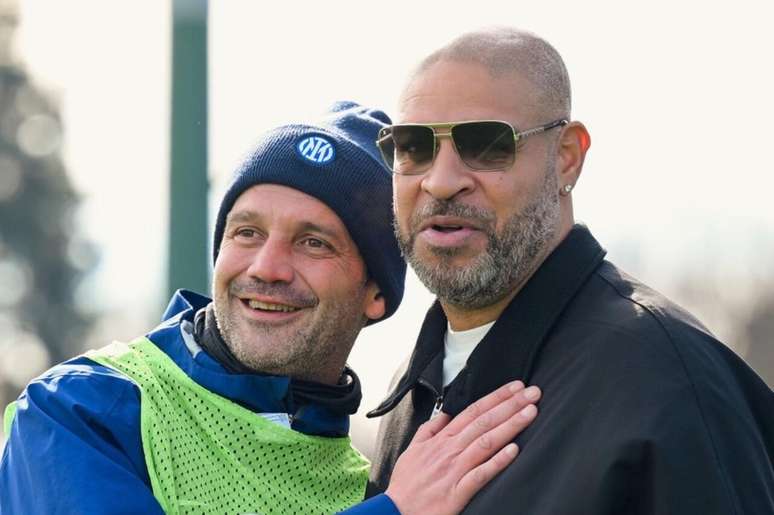 Cristian Chivu, atual treinador da Inter de Mil&atilde;o, e Adriano Imperador &ndash;