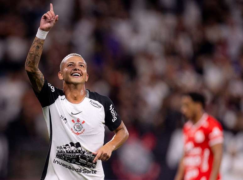 Kayke marcou o terceiro gol do Corinthians diante do Capivariano &ndash;