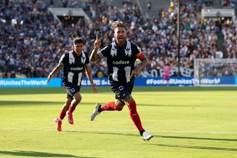 S&eacute;rgio Ramos comemorando um gol pelo Monterrey na Copa do Mundo de Clubes 