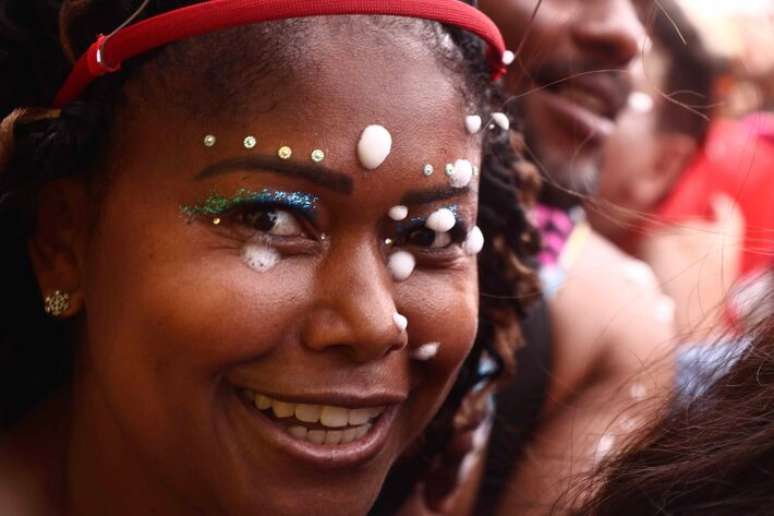 Segundo a prefeitura, 117 blocos desfilam pelas ruas da capital paulista neste final de semana