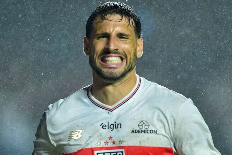 Calleri marcou o gol da vit&oacute;ria do S&atilde;o Paulo &ndash;