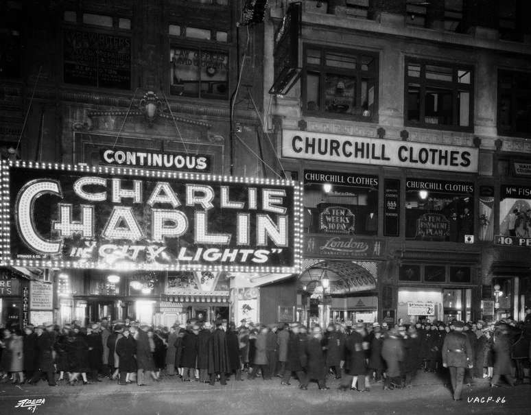 సిటీ లైట్స్ బాక్సాఫీస్ బడ్జెట్ కంటే మూడు రెట్లు వసూలు చేసింది