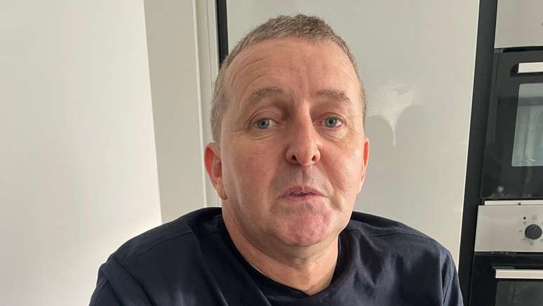 Todos os meses, Mark e Michelle Sneddon enviam doces para o centro Beatson de assist&ecirc;ncia ao c&acirc;ncer em Glasgow, na Esc&oacute;cia, onde sua filha Isla foi tratada