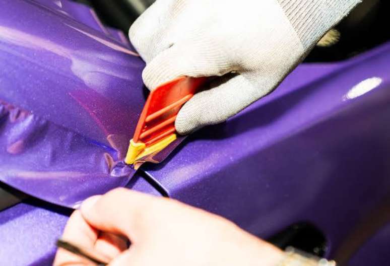 ర్యాప్‌తో కారు రంగును మార్చాలంటే CRLVని అప్‌డేట్ చేయడం అవసరమా?