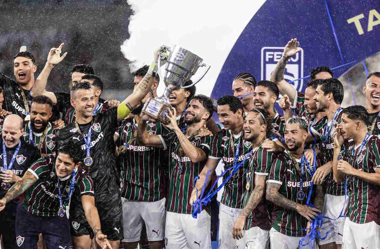Martinelli levantou o trof&eacute;u da Ta&ccedil;a Guanabara &ndash;