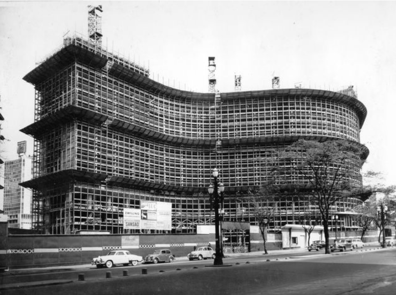 Projeto original do Copan previa um hotel, que n&atilde;o foi constru&iacute;do