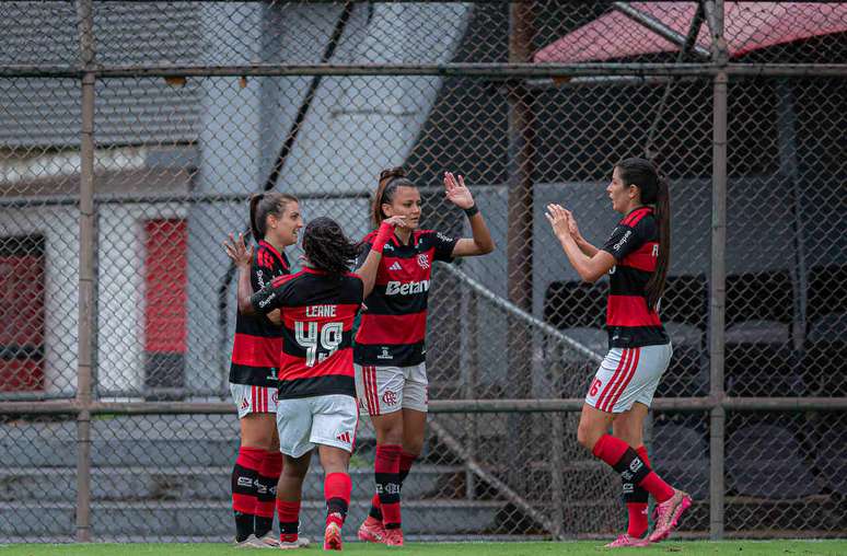 Flamengo conseguiu o gol da virada nos acr&eacute;scimos do segundo tempo &ndash;