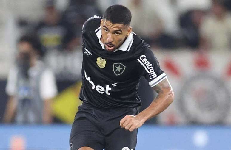Allan retomou espa&ccedil;o com a chegada do t&eacute;cnico Mart&iacute;n Anselmo &ndash; Foto V&iacute;tor Silva/Botafogo