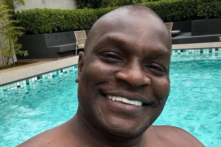 Edson, bailarino conhecido como Jacar&eacute;, ex-dan&ccedil;arino do &Eacute; o Tchan!