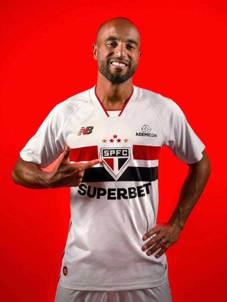 S&atilde;o Paulo lan&ccedil;a nova camisa para a temporada 2026 ap&oacute;s pol&ecirc;mica &ndash;
