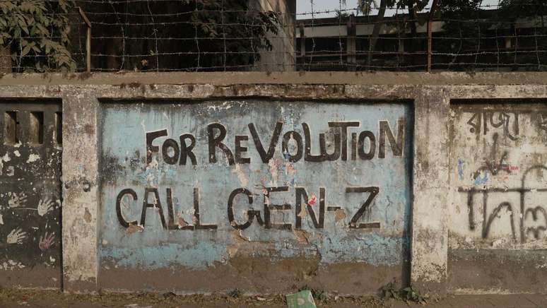 Os jovens de Bangladesh tiveram papel decisivo nos protestos que culminaram na queda do governo, em 2024