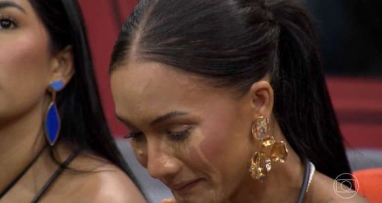 Maxiane tem crise de choro no BBB26