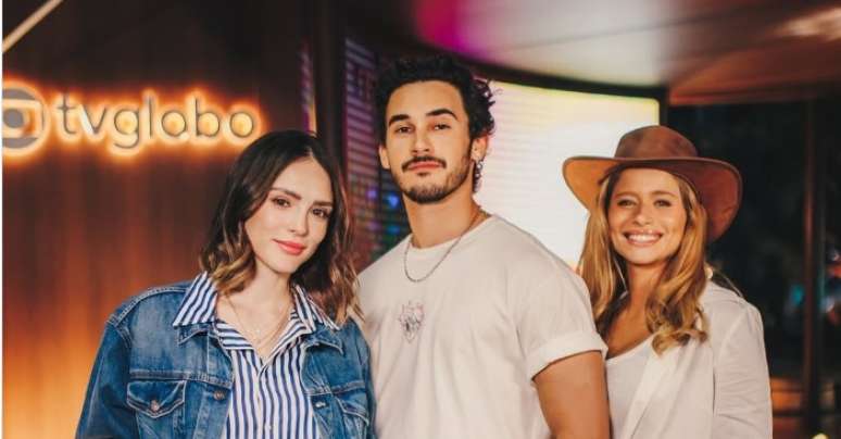 Naiane (Isabelle Drummond), Jo&atilde;o Raul (Filipe Bragan&ccedil;a) e Agrado (Isadora Cruz), os protagonistas de 'Cora&ccedil;&atilde;o Acelerado': atua&ccedil;&otilde;es convincentes ofuscadas pela crise de audi&ecirc;ncia