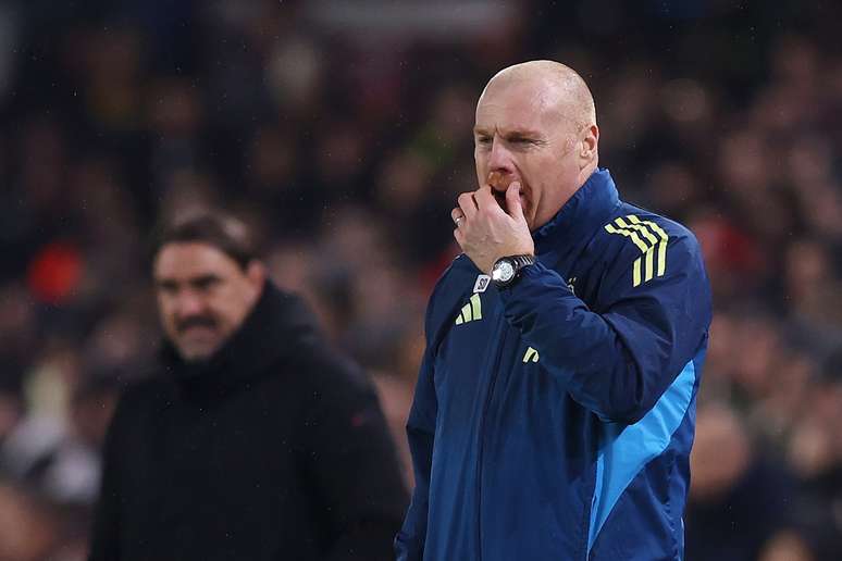 Sean Dyche durante partida do Nottingham Forest 