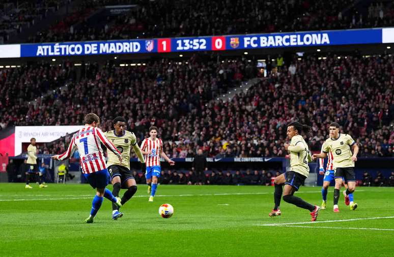 Momento do gol marcado por Griezmann no Metropolitano &ndash;