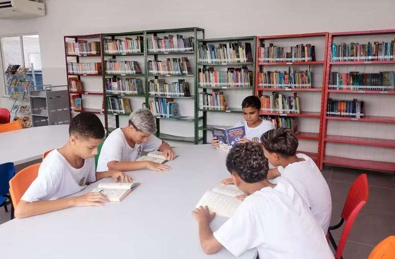 UME 500 పూర్తి-సమయ ఖాళీలతో తెరవబడుతుంది -