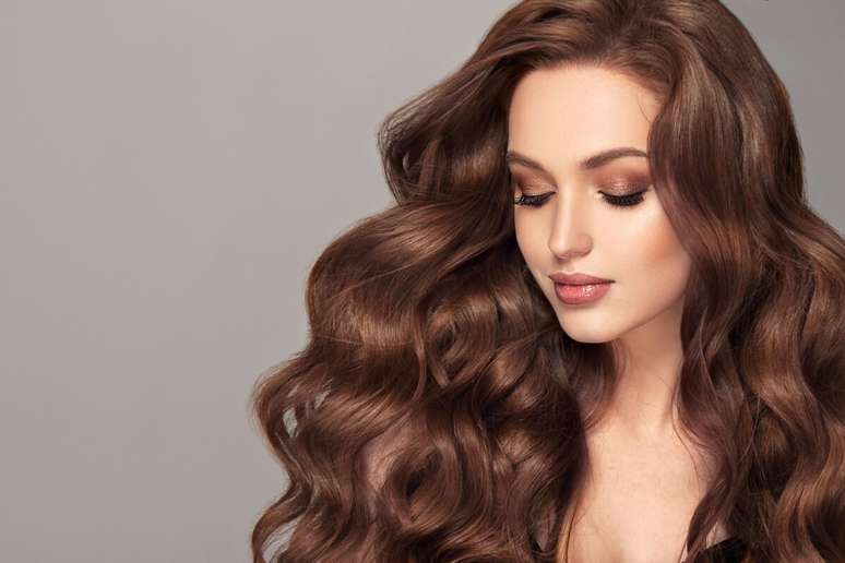 Ao unir vermelho profundo &agrave; base castanha, o tom cherry mocha cria um visual sofisticado e de manuten&ccedil;&atilde;o mais pr&aacute;tica 