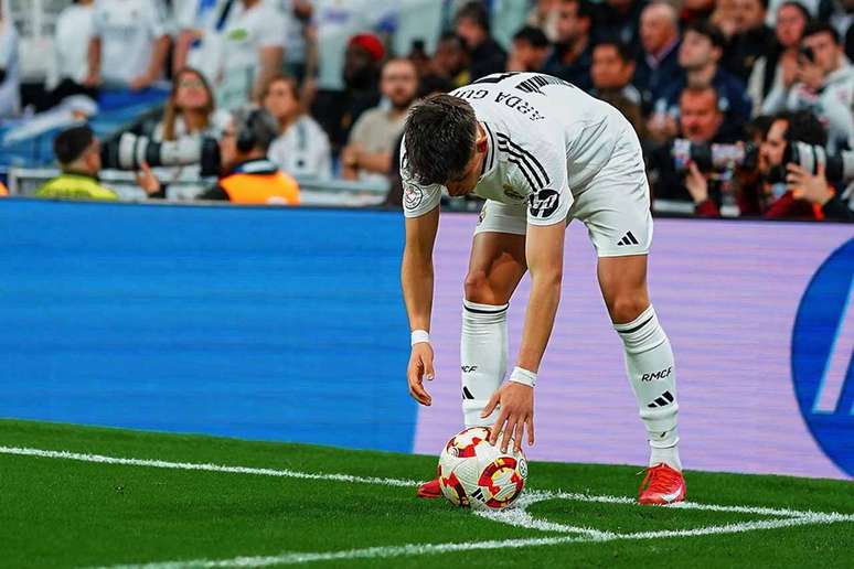 Arda G&uuml;ler vem intercalando entre titular e reserva do Real Madrid nesta temporada e passou a ter mais espa&ccedil;o na equipe com Arbeloa &ndash; Reprodu&ccedil;&atilde;o / Instagram