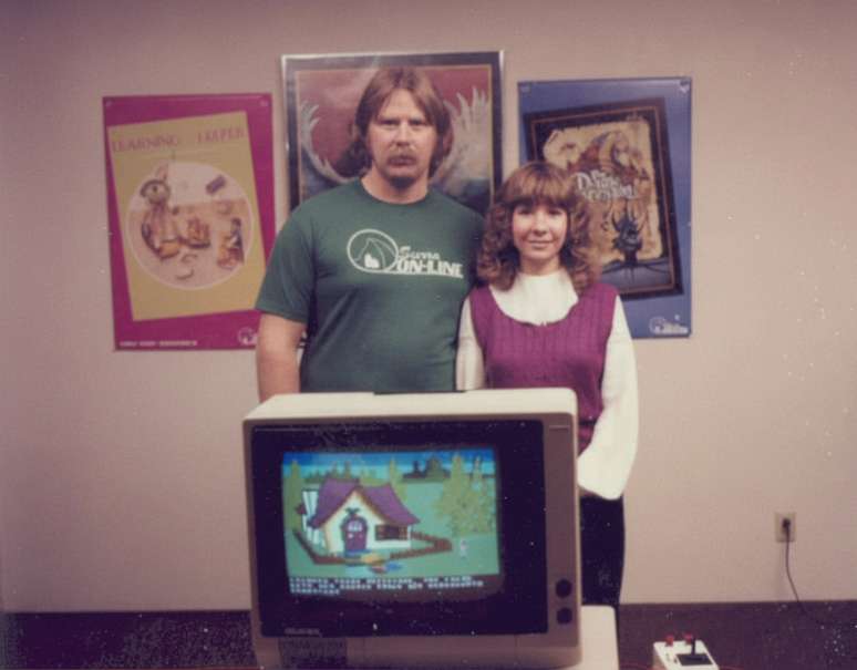 కింగ్స్ క్వెస్ట్ ప్రచార ఫోటోలో కెన్ మరియు రాబర్టా