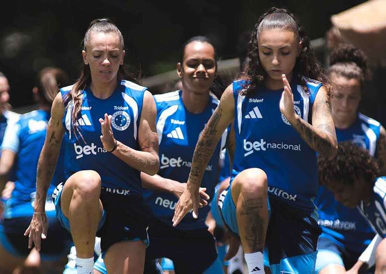 Cruzeiro Feminino treina forte para a estreia no Brasileir&atilde;o &ndash;