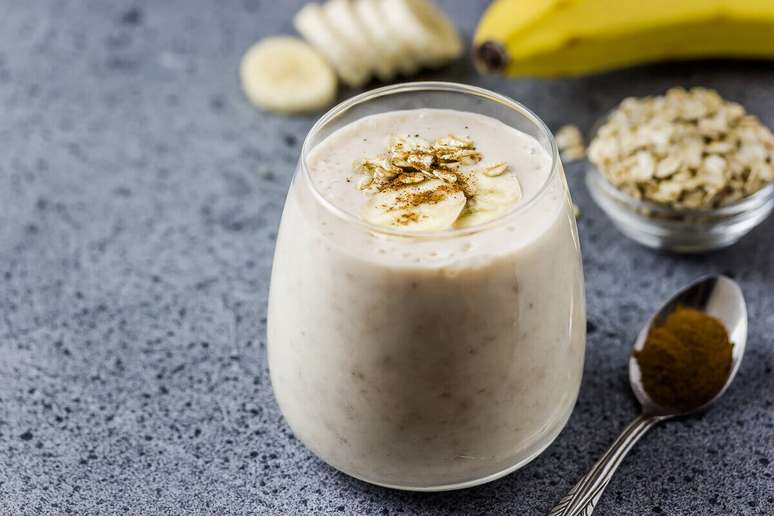 Smoothie de banana com canela 