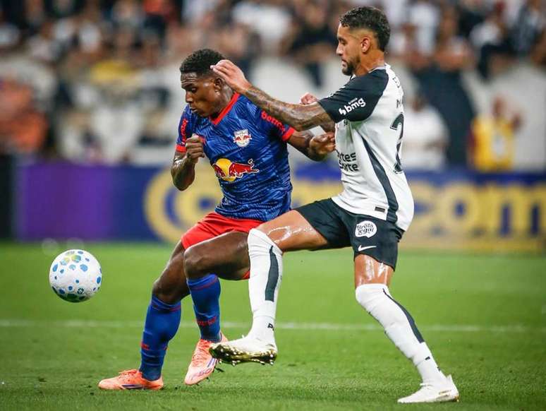 PRIMEIRA NO BRASILEIRO! Corinthians quebra tabu, bate líder e dá recado no Brasileiro